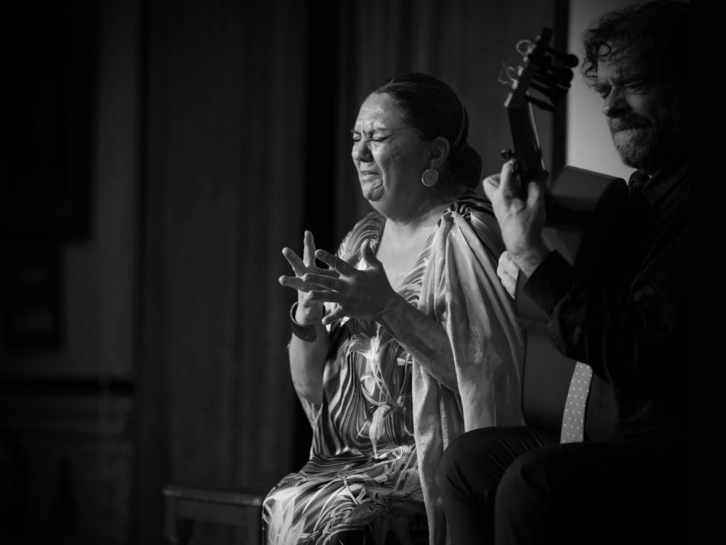 Mari Peña y Antonio Moya. Utrera tuvo que ser - Sevilla es Flamenco